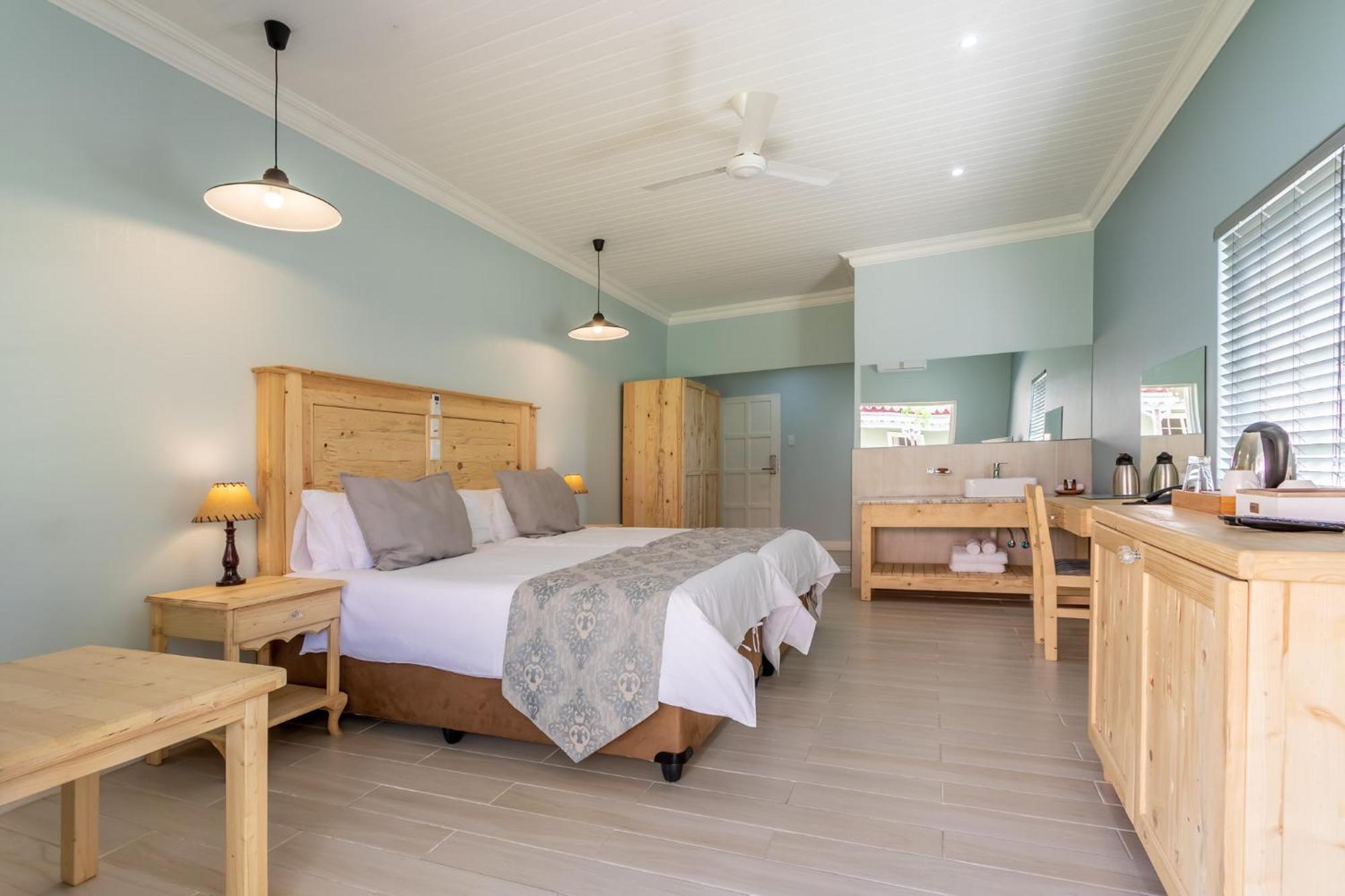 Little Pilgrims Boutique Hotel Хейзивю Екстериор снимка