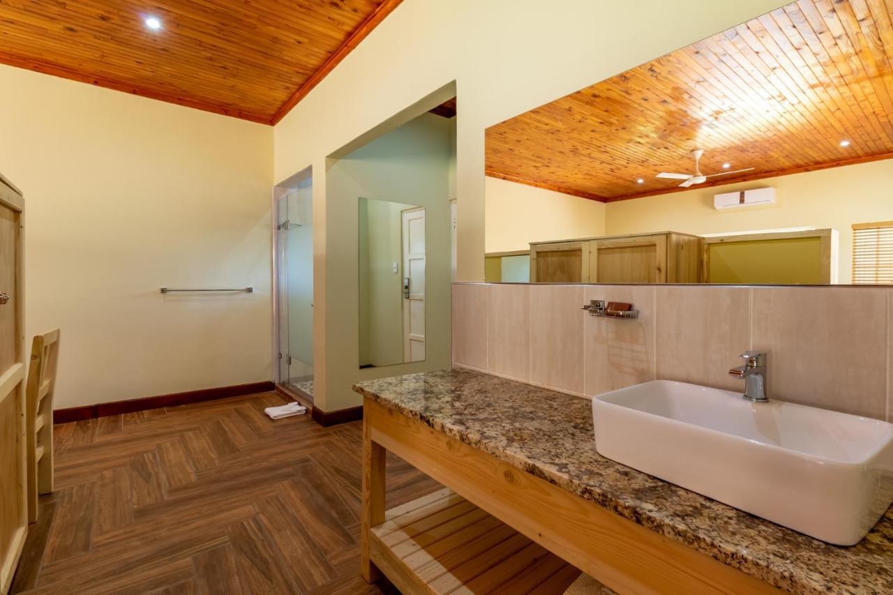 Little Pilgrims Boutique Hotel Хейзивю Екстериор снимка